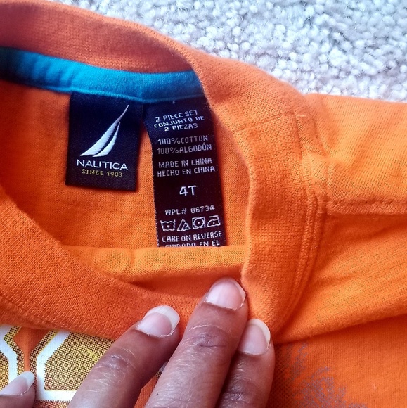 ⛵Nautica Boys 4T shorts set - Picture 3 of 4